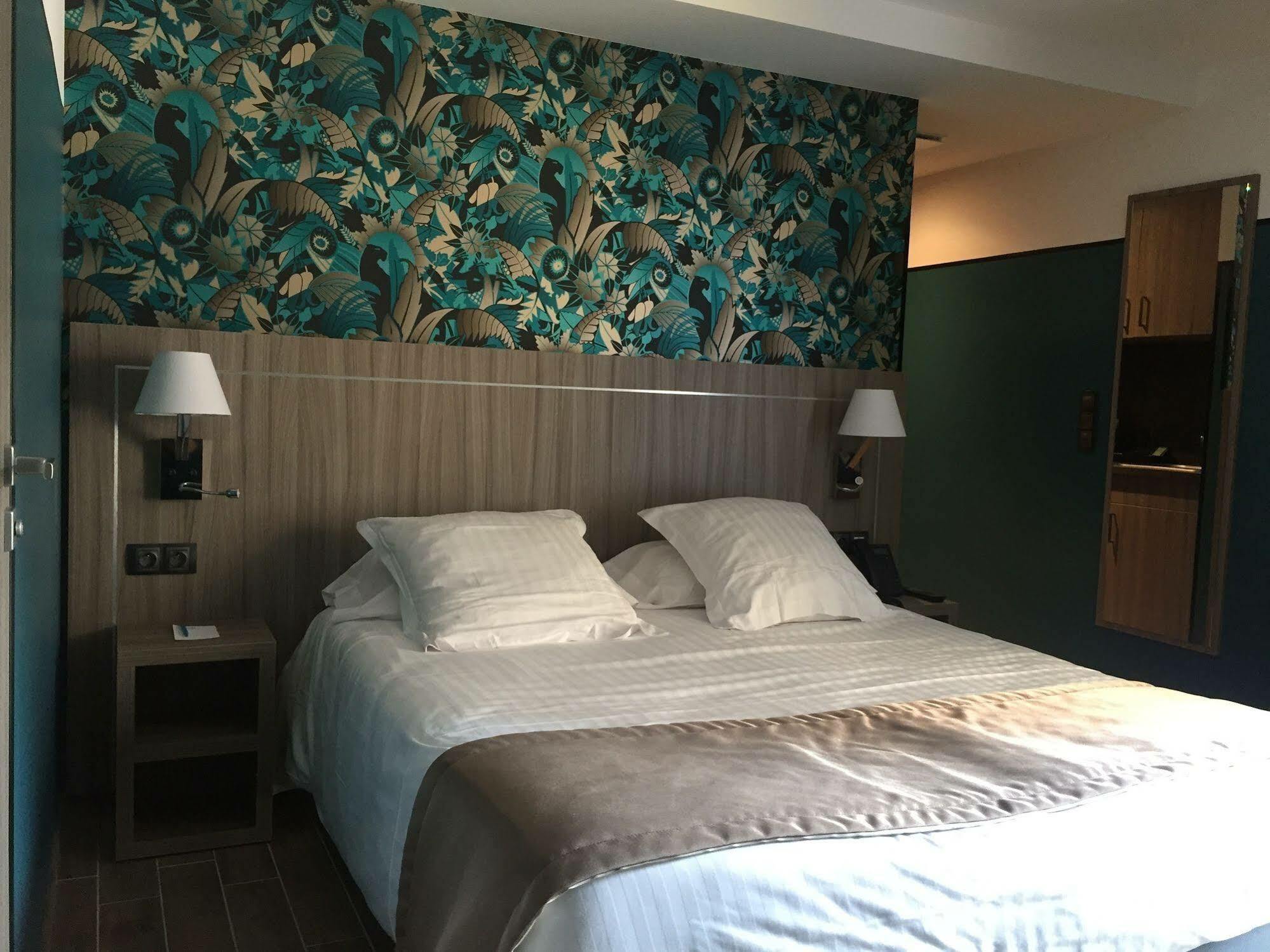 Unique hôtel et Résidence Saint-Raphaël Esterno foto